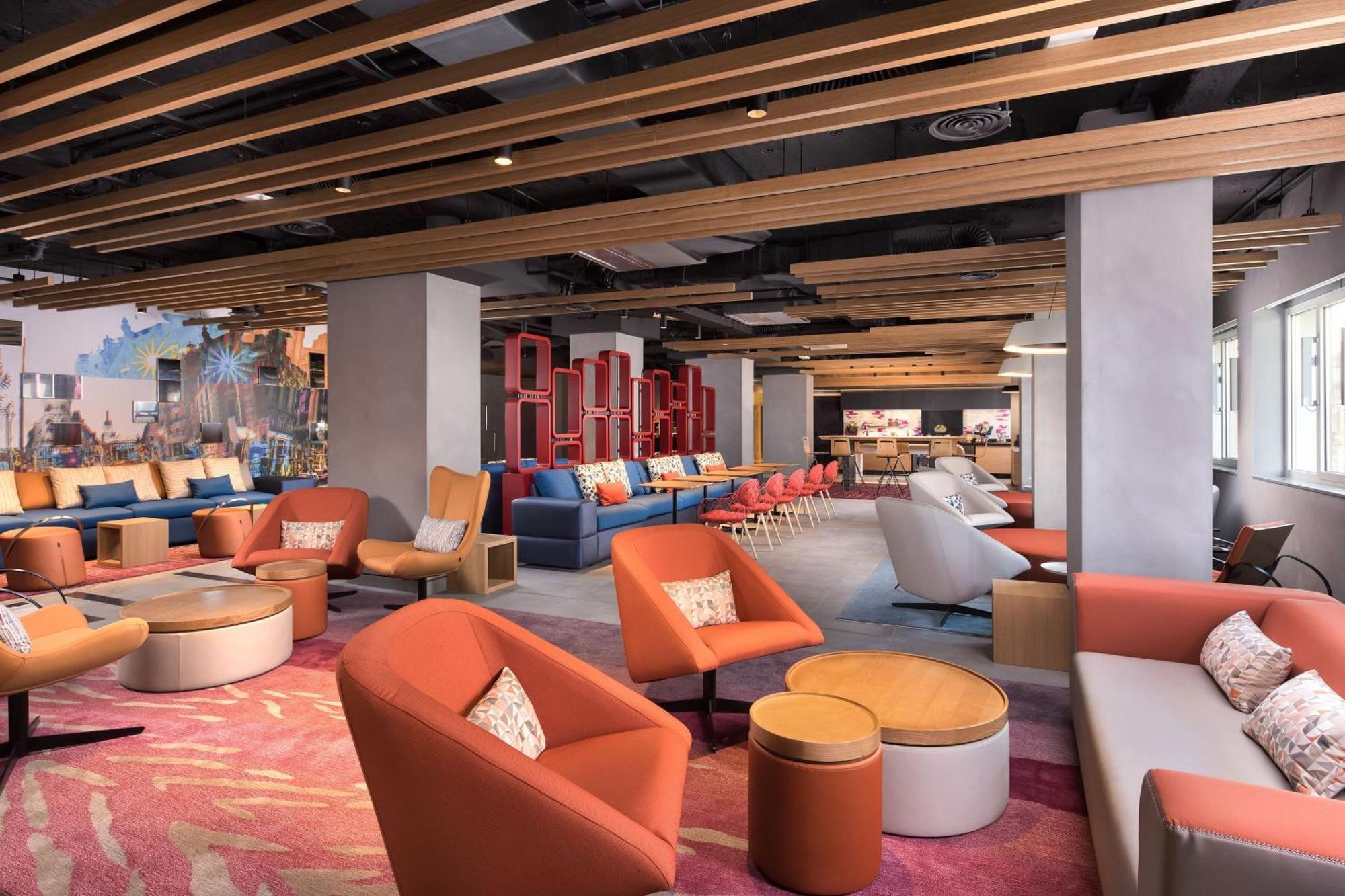 Aloft Madrid Gran Via Hotel Eksteriør billede